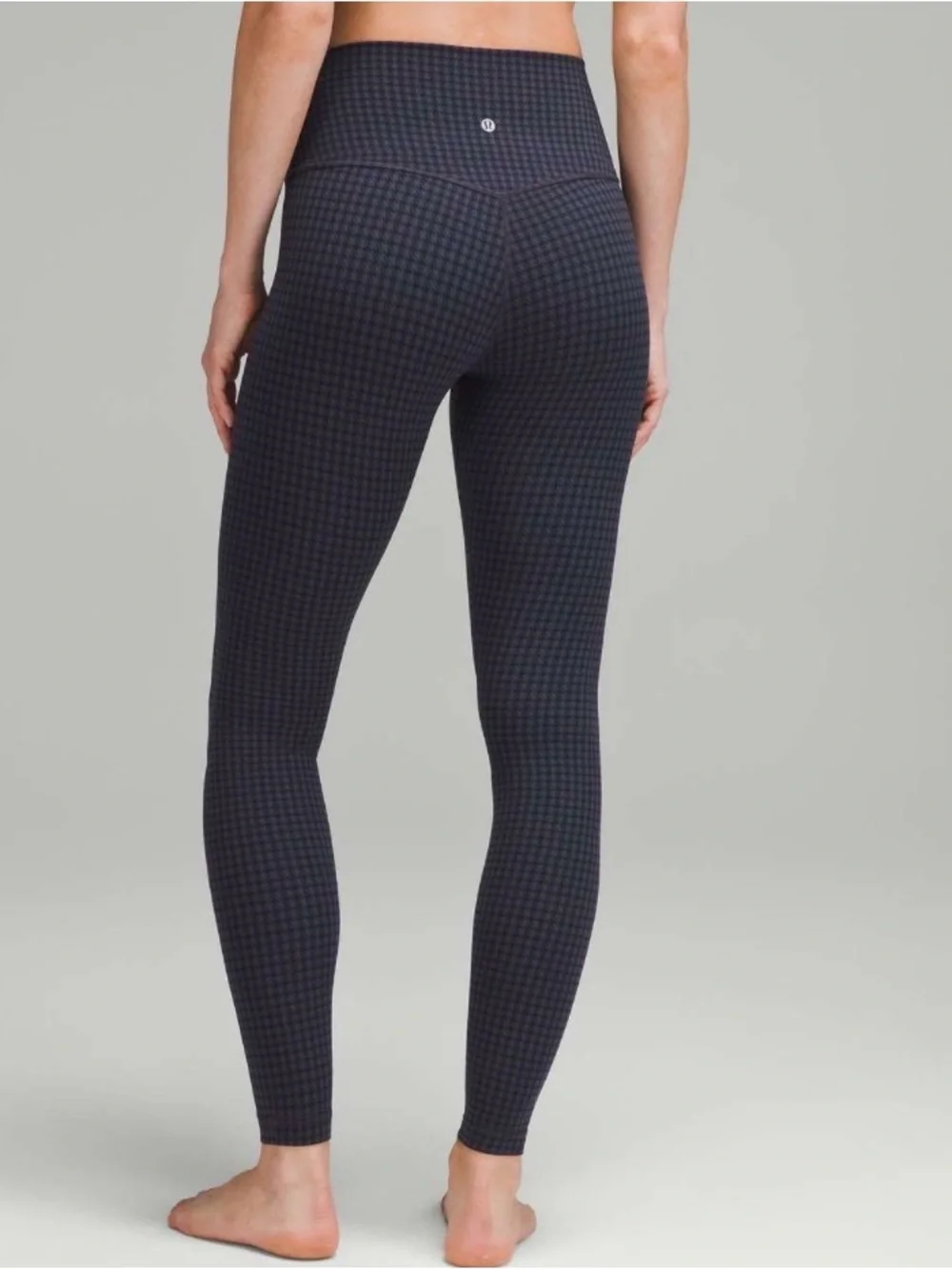 Michael Kors High-Waist Houndstooth Leggings in Black and Purple